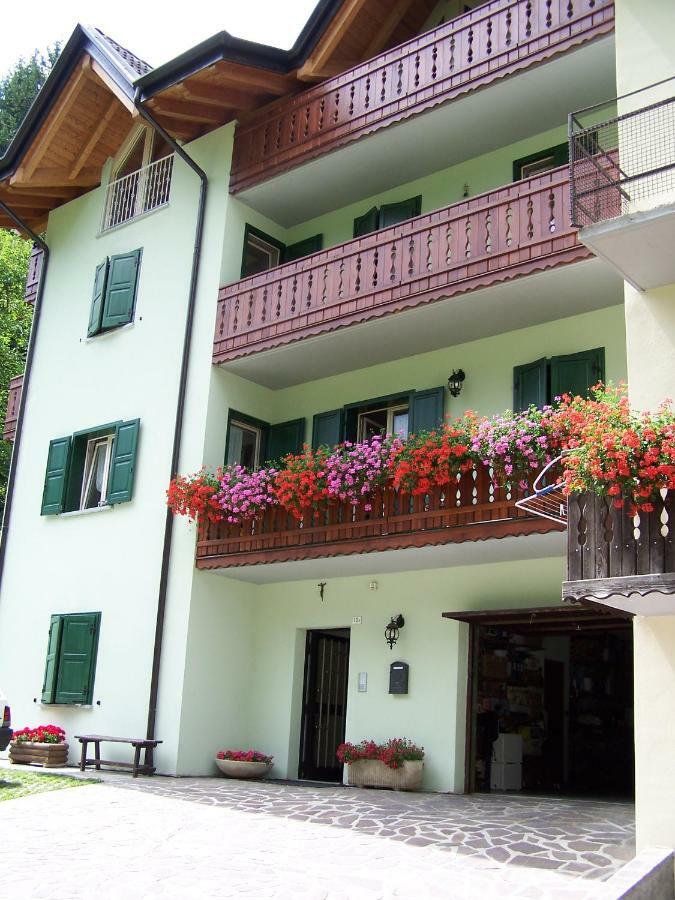 B&B Ai Pini Tiarno di Sopra Ngoại thất bức ảnh